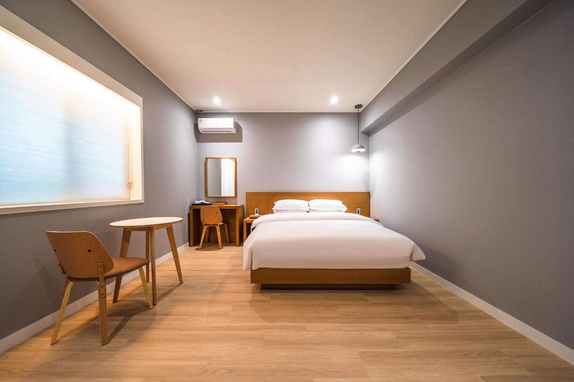Mono Hotel Suwon Exterior foto